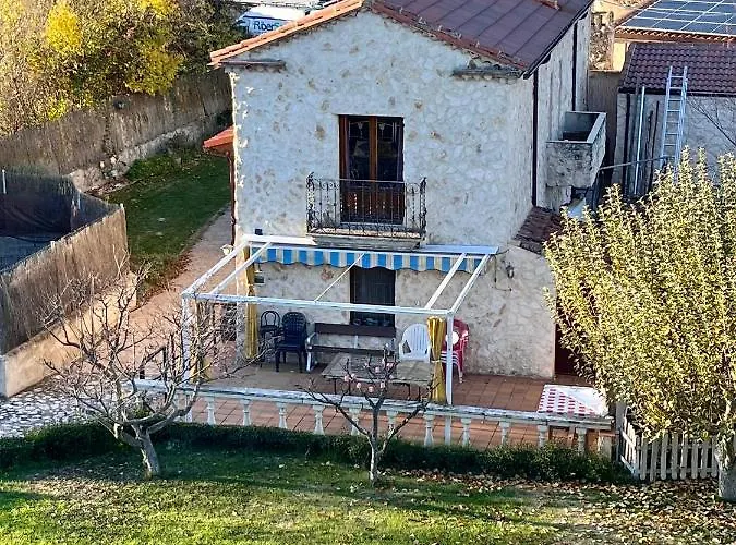 펜션 El Molino De Manolo Gumiel de Izan